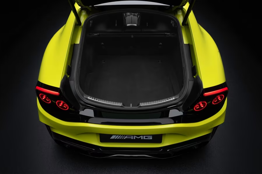 Nowy Mercedes-AMG GT 4-Door Coupé: cena, dane techniczne, silnik, bateria i osiągi elektrycznego AMG