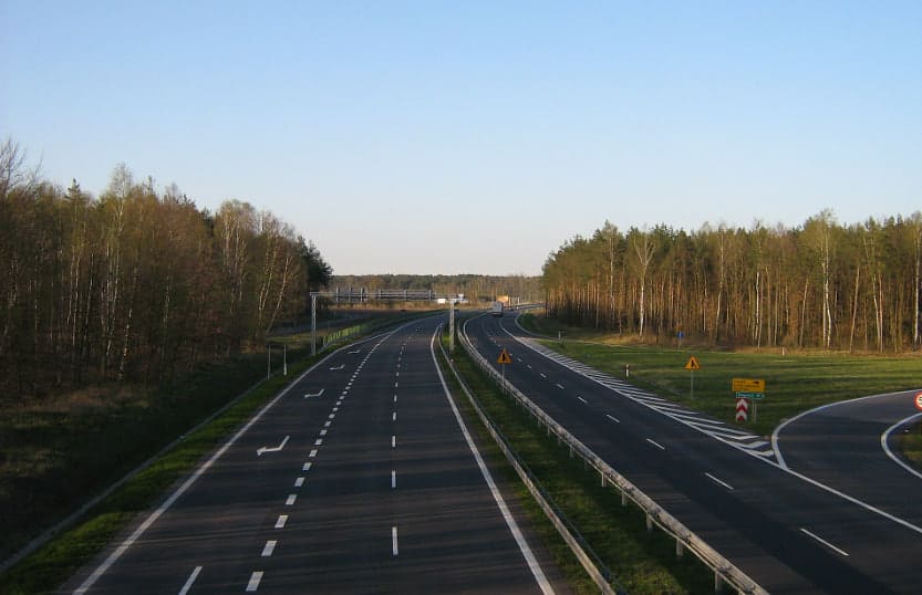Korki na A6 i S3 w stronę morza. Gdzie kierowcy stoją 18 lipca?
