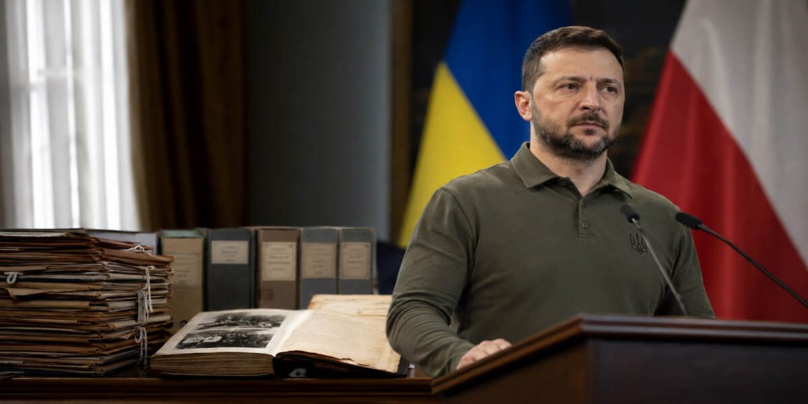 Zełenski zapowiada otwarcie archiwów dotyczących Wołynia. Jest reakcja szefa BBN