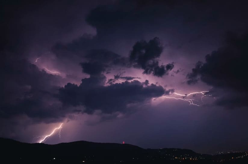 Gdzie jest burza? Alert RCB i radar opadów nad Polską 19 lipca