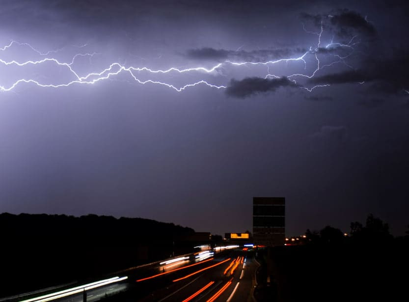 Pogoda w poniedziałek 27 lipca. Ulewy, burze, grad i wiatr do 80 km/h