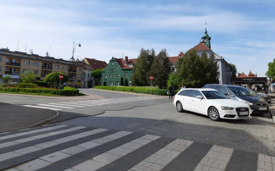 DK59 zablokowana w Brejdynach po zderzeniu. Kiedy droga będzie przejezdna?