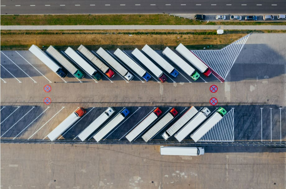 Zakaz ruchu ciężarówek 14–15 sierpnia 2026. W tych godzinach TIR-y nie mogą jechać