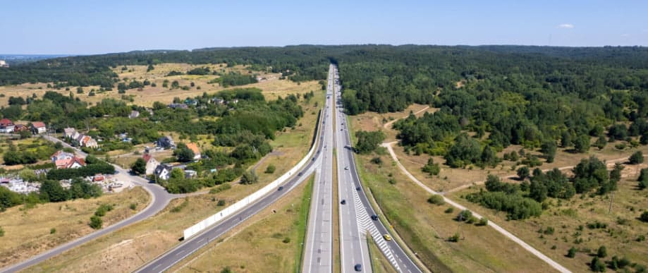 Wypadek na S3 między Gryfinem a Kluczem. Prawy pas w stronę Szczecina zablokowany