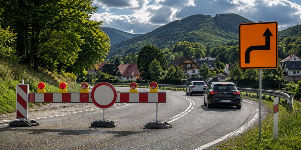DW383 zamknięta od 18 sierpnia. Objazd przez Walim i Zagórze Śląskie