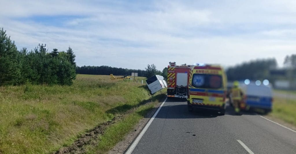 Karambol na DK16 pod Ostródą. Są ranni i utrudnienia w Lubajnach